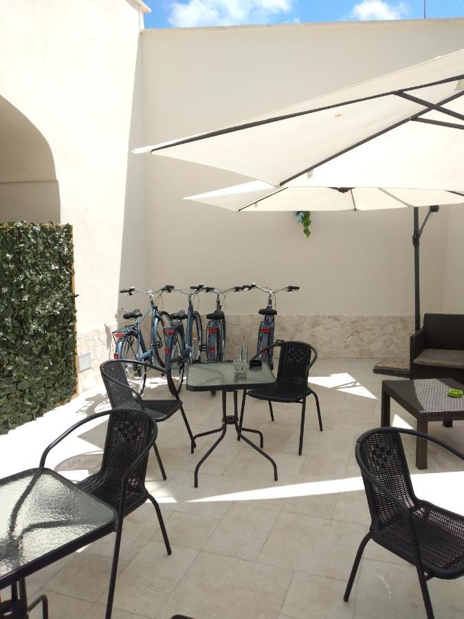 Apartamento Camera Doppia Letti Singoli Senza Finestra Dimora Guerrieri Bríndisi Exterior foto